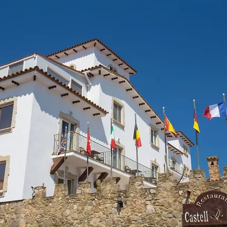 Castell Blanc فندق 3*