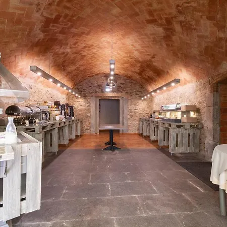 Castell Blanc Hotel 3*
