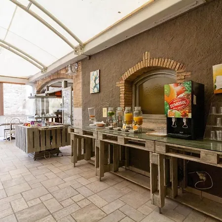 Hotel Castell Blanc 3*