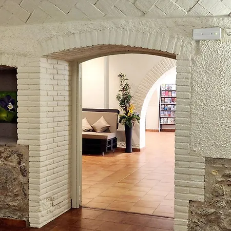 Castell Blanc Hotel 3*