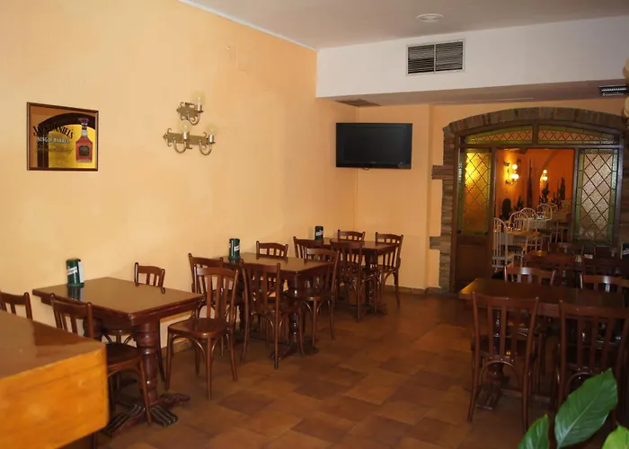 מלון Castell Blanc 3*