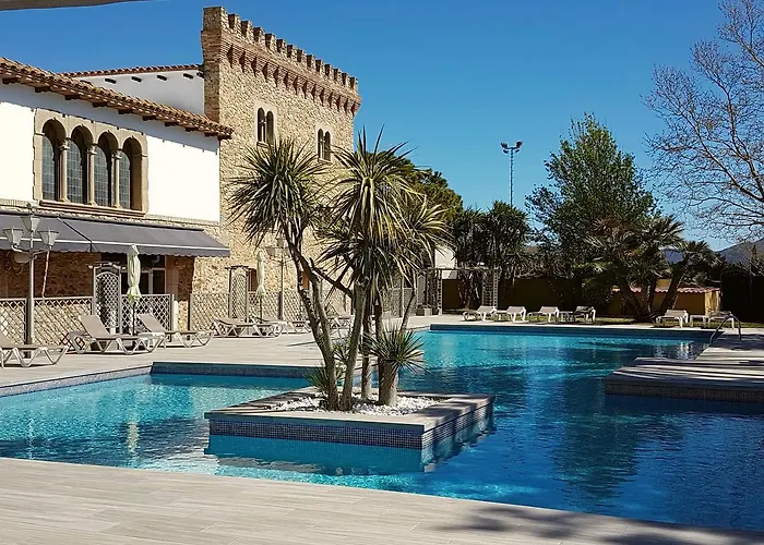 فندق Castell Blanc إمبوريابرافا